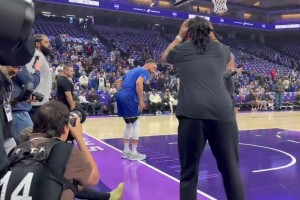 狄龙赛前运双球训练，这基本功如何？